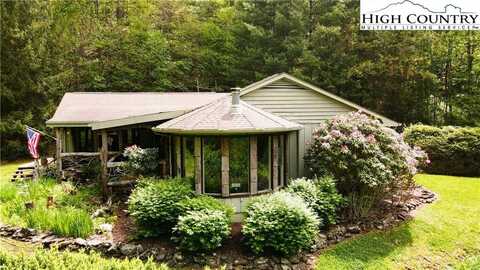 3018 N Hwy US 19 E Highway, Newland, NC 28657