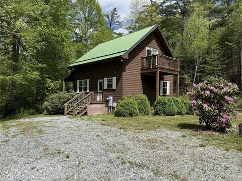 19 Winding Gap Lane, Tuckasegee, NC 28783
