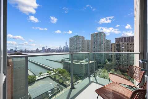 20 NEWPORT PARKWAY, JC, Downtown, NJ 07310