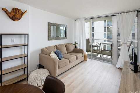 2651 Kuilei Street, Honolulu, HI 96826