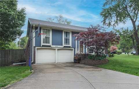 211 SE Brentwood Drive, Lees Summit, MO 64063