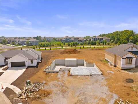 9069 Shady Bend Road, Lenexa, KS 66227