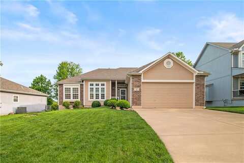 513 NE Hans Drive, Blue Springs, MO 64014