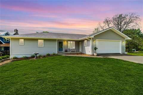 1718 Lake Viking Terrace, Gallatin, MO 64640