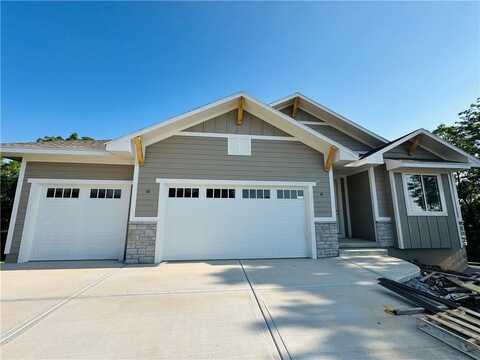 110 E Woodland Avenue, Lone Jack, MO 64070