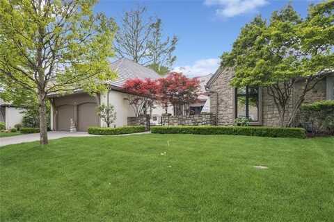 44 Coventry Court, Prairie Village, KS 66208