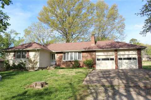1211 Spruce Street, Eudora, KS 66025