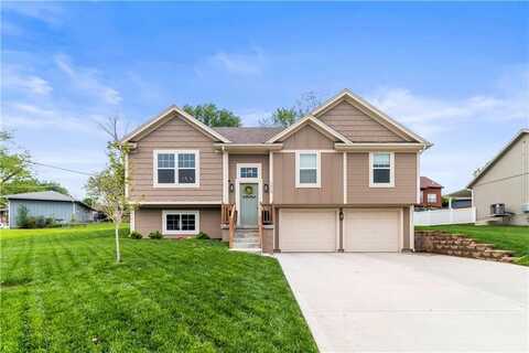 1912 N Grove Drive, Independence, MO 64058