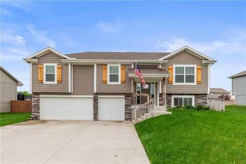 1005 NW 4th Street, Oak Grove, MO 64075