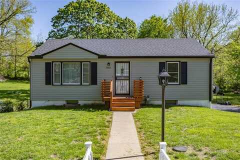 7801 Longwood Avenue, Kansas City, KS 66109