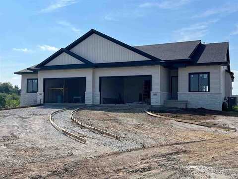1299 Berkshire Ln, North Liberty, IA 52317