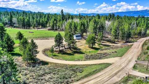 13 Nugget Drive, Cascade, ID 83611