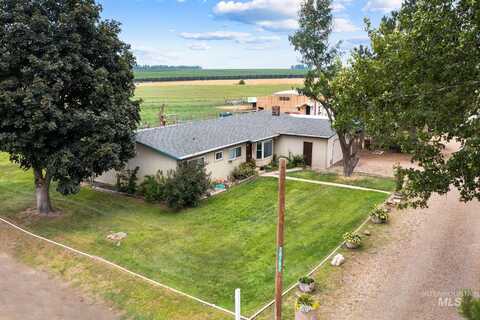28282 Fox Ln, Wilder, ID 83676