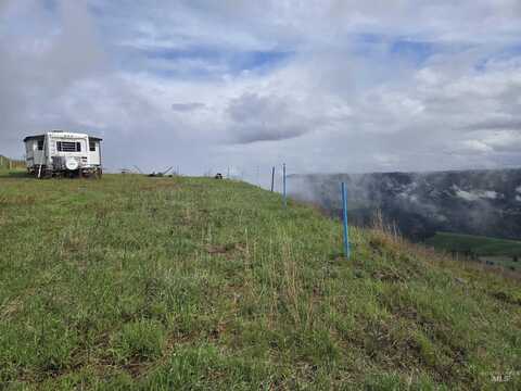 444 Vista View Drive, Lenore, ID 83541