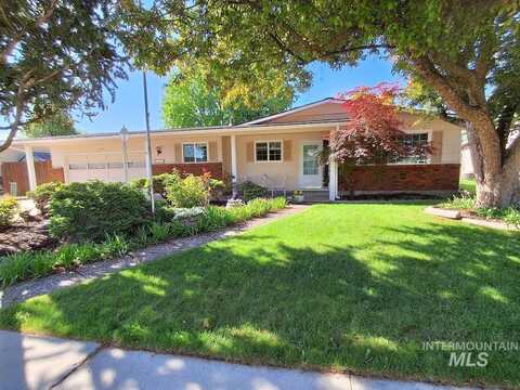 8395 W Golse Dr, Boise, ID 83704