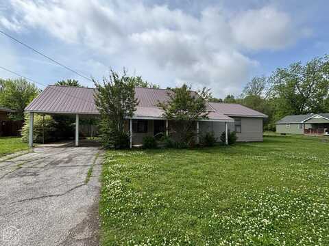 614 Pocahontas Road, Walnut Ridge, AR 72476