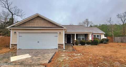 132 Braeburn Boulevard, Richlands, NC 28574