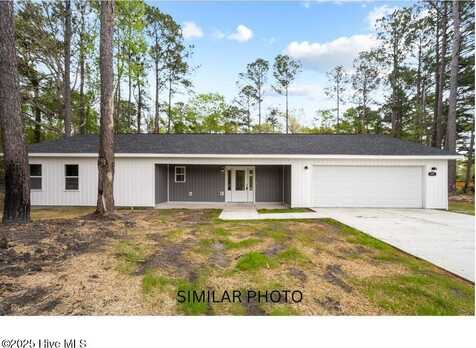 444 Huffmantown Road, Richlands, NC 28574
