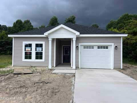 502 Hadnot Avenue, Maysville, NC 28555