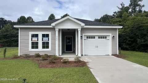 502 Hadnot Avenue, Maysville, NC 28555