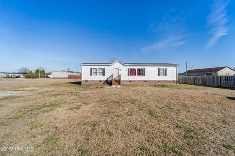 102 Walter Drive, Beulaville, NC 28518