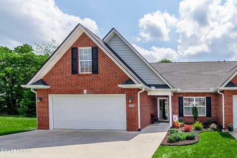 3508 Oak Villa Way, Knoxville, TN 37931
