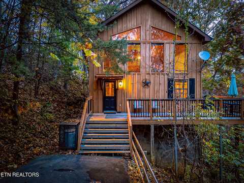 3029 Hatcher Top Rd, Sevierville, TN 37862