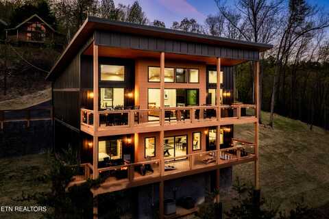 2638 Whipoorwill Hill Way, Sevierville, TN 37862
