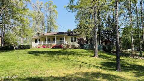 110 Forest Hills Drive, Lenoir City, TN 37772