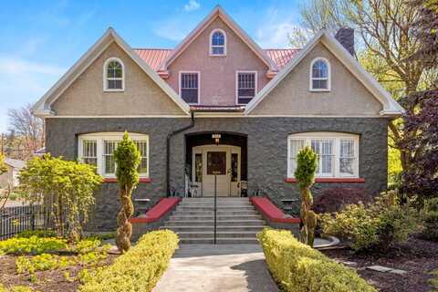 711 N Eldorado Avenue, Klamath Falls, OR 97601