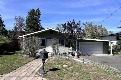 1436 Siskiyou Street, Klamath Falls, OR 97601