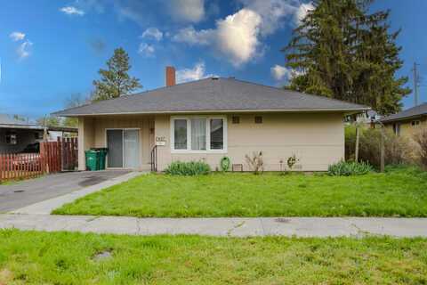 2427 Eberlein Avenue, Klamath Falls, OR 97601