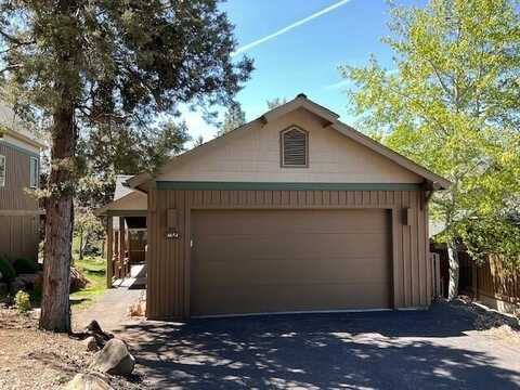 4654 Harrier Drive, Klamath Falls, OR 97601