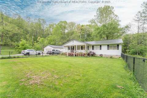 6 Memory Lane, Alum Creek, WV 25003