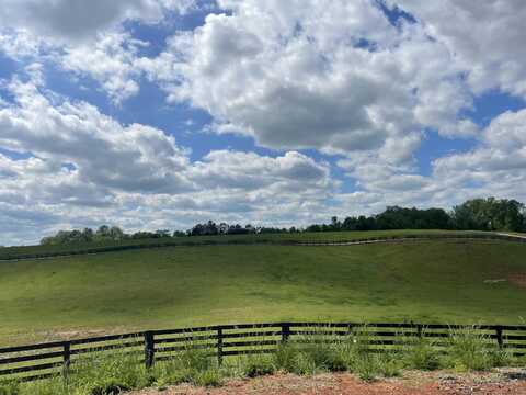 180 Darling Way, Somerset, KY 42501