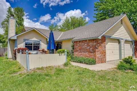 3718 Pinnacle Court, Lawrence, KS 66049
