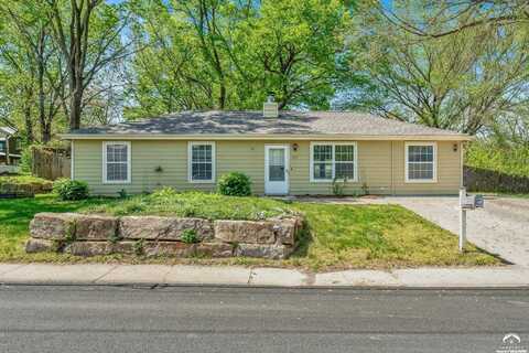 513 N 7th Street, Lawrence, KS 66044