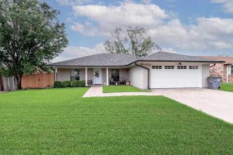 7504 SW Forest Ave, Lawton, OK 73505