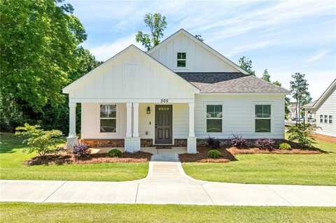 305 MORRIS AVENUE, OPELIKA, AL 36801