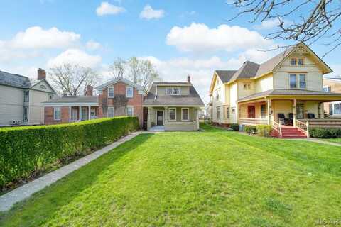 212 W Chicago, Tecumseh, MI 49286