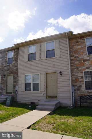 25 GENESIS DR, BUNKER HILL, WV 25413