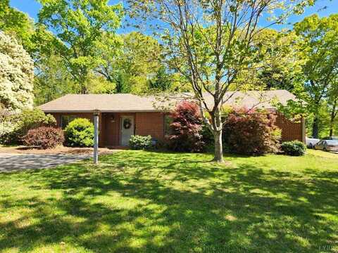 137 New London Drive, Lynchburg, VA 24502