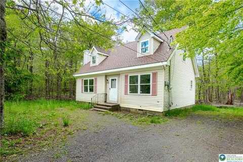9860 Deerwood Drive, Coolbaugh, PA 18466