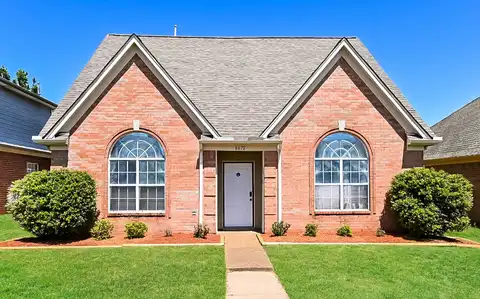 8672 OVERCUP OAKS, Memphis, TN 38018