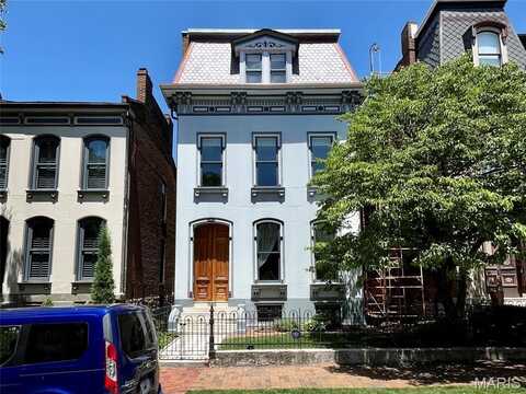 1805 Hickory Street, Saint Louis, MO 63104