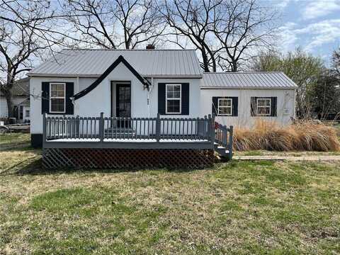 402 S Warfel Street, Salem, MO 65506