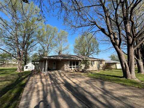 503 N Louise Avenue, Saint James, MO 65559