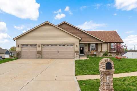 10 Sunset Pointe Court, Wentzville, MO 63385
