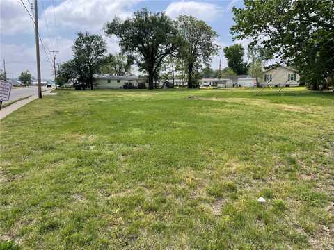 1300 E edwardsville Road, Wood River, IL 62095