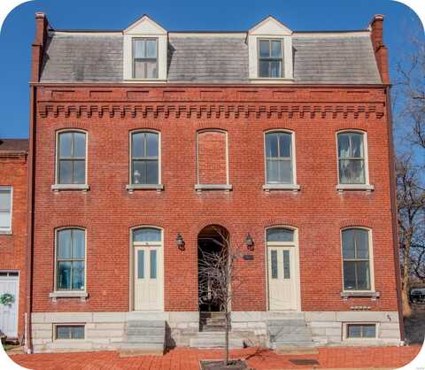 1911 S 11th Street, Saint Louis, MO 63104